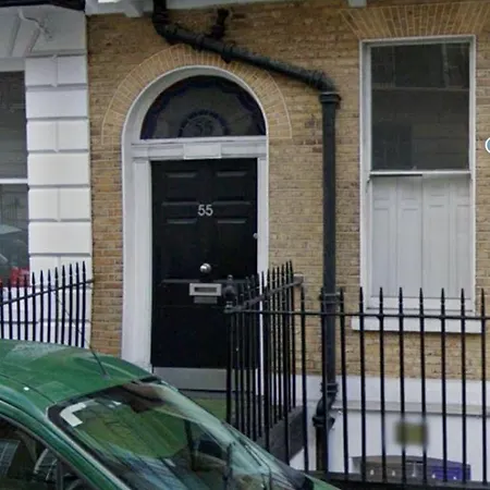 2 Bedroom Basement Flat In Hyde Park Apartment London