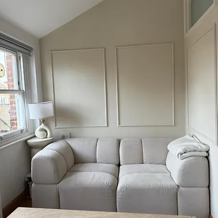 Bright 1 Bed - In The Heart Of South Kensington * London