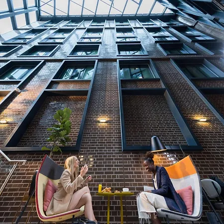 Yotel Hotel