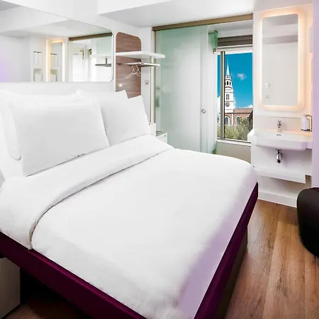 Hotel Yotel