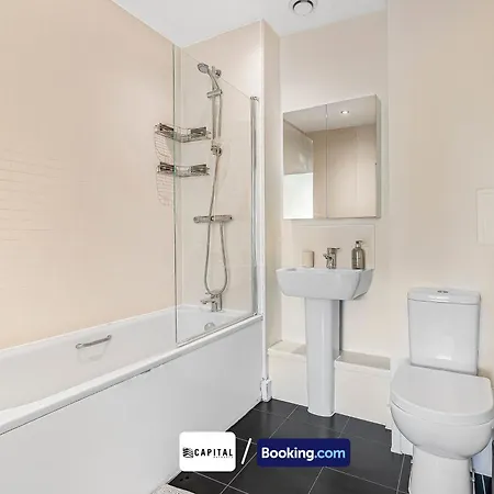 1 Bed Apt, Luxury Balcony By Capital Retreats Short Lets & Serviced In Colindale With Free Wifi Hendon