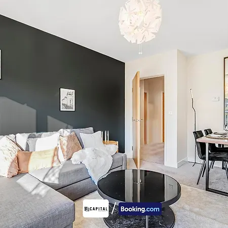 1 Bed Apt, Luxury Balcony By Capital Retreats Short Lets & Serviced In Colindale With Free Wifi Hendon