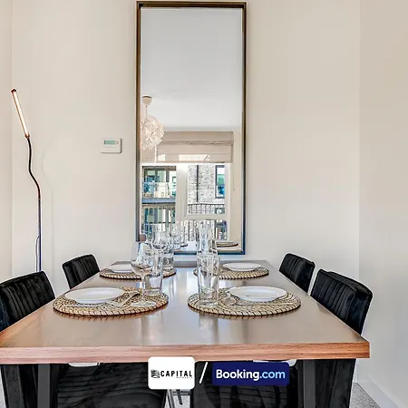1 Bed Apt, Luxury Balcony By Capital Retreats Short Lets & Serviced In Colindale With Free Wifi