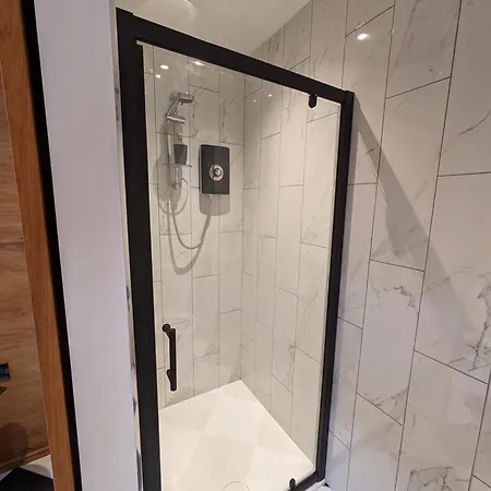 Bed & Breakfast Spacious Canary Wharf Free Parking *