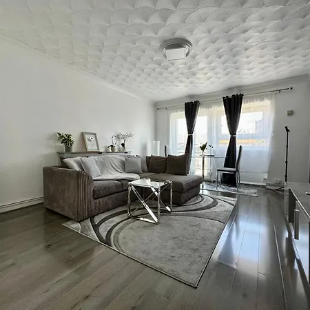 East Flat Apartment London
