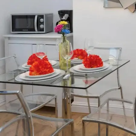 Holiday home Charming House Tower Bridge London