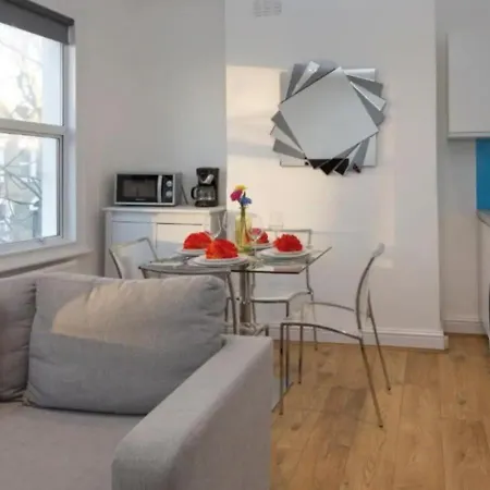 Charming House Tower Bridge Holiday home *