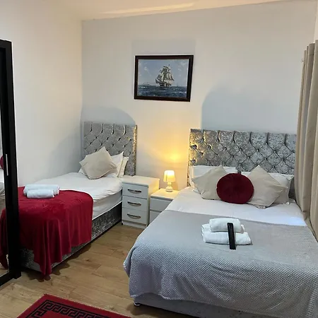 Tower Bridge Roomzzzz