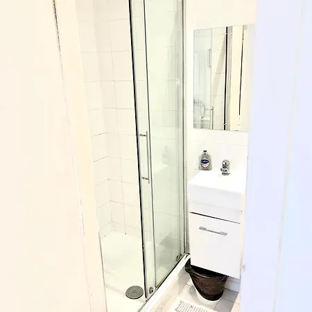 Quiet Cosy Oda ve Kahvaltı Harrow