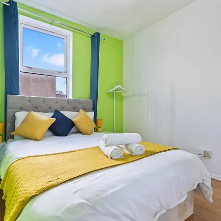 Prázdninový dům Impeccable 4-bed House In Brixton *