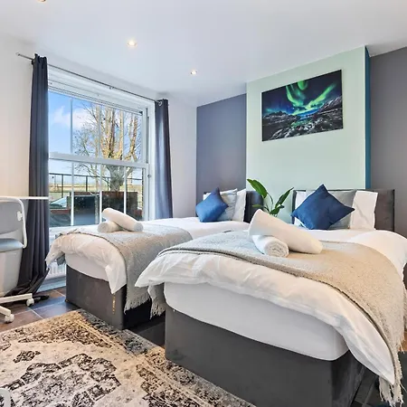 Impeccable 4-bed House In Brixton Prázdninový dům *