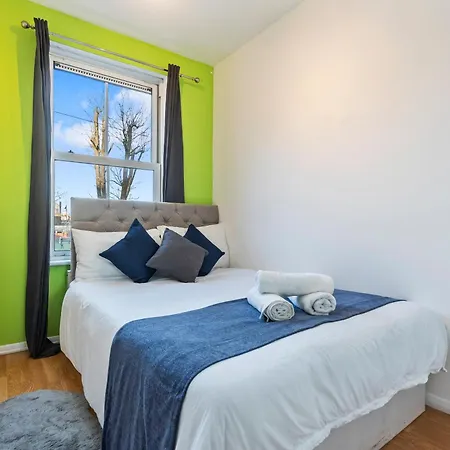 Prázdninový dům Impeccable 4-bed House In Brixton