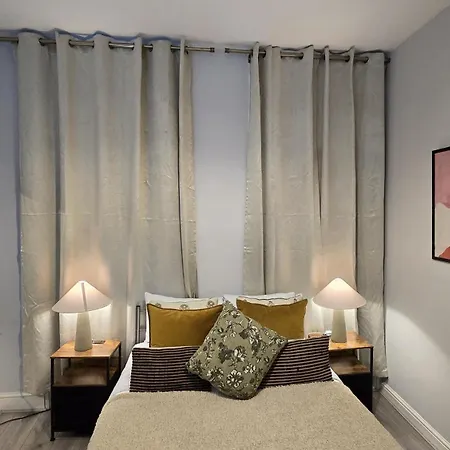 Guest house Soho 1 *