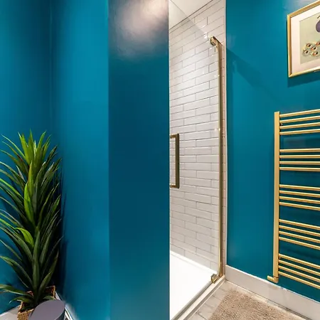 Renovated 2br Flat With Garden, Hammersmith アパート *