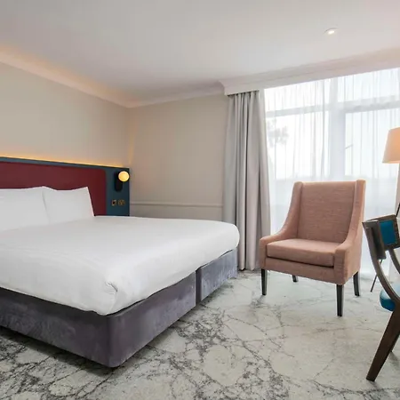 London Aerodrome Hotel, Bw Signature Collection Hotel Croydon