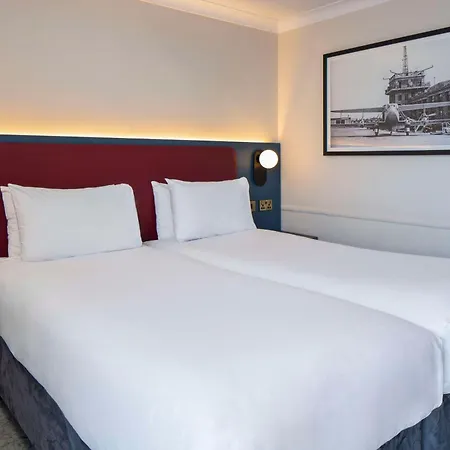 London Aerodrome Hotel, Bw Signature Collection 4* Croydon