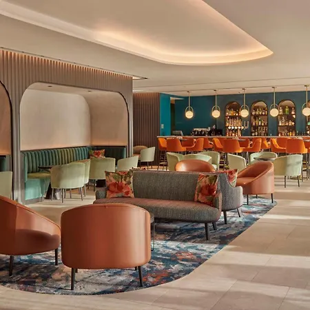 Hyatt House Stratford - מלון דירות