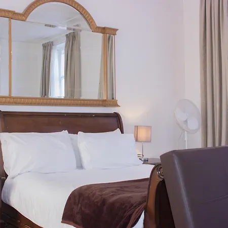 Apartment At Marylebone London
