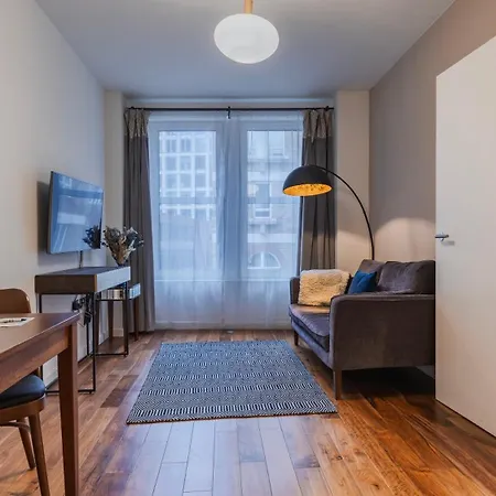 Monument Serviced By Lovelystay Aparthotel London
