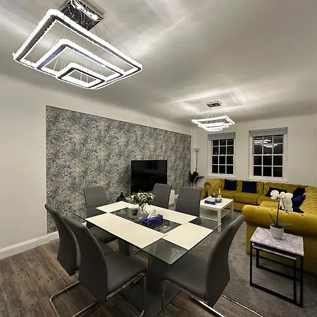 Apartment Kensington London