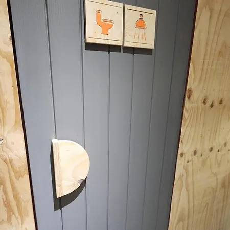 Hotel Komo Pods *