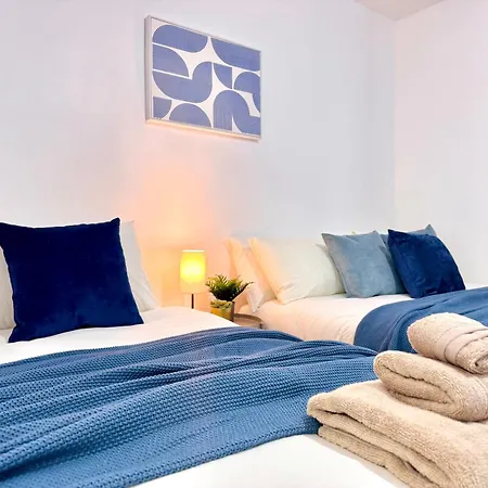 Comfy 30min To Apartment