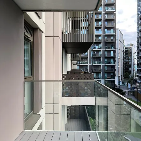 Entire 1 Bedroom To Yourself *