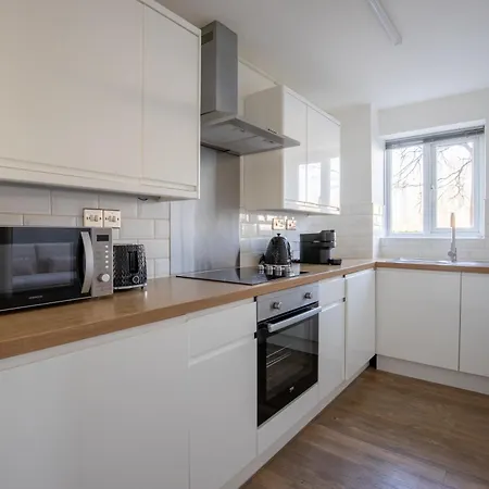 Apartment Londwell, Canary Wharf Riverfront Chic *