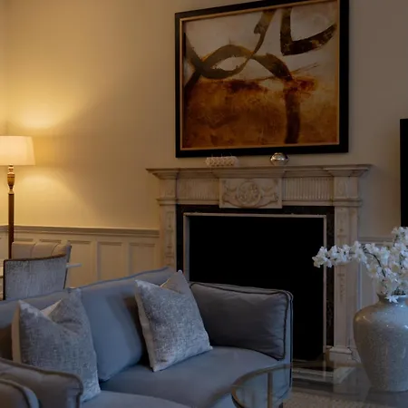 The Egerton - Luxury * London