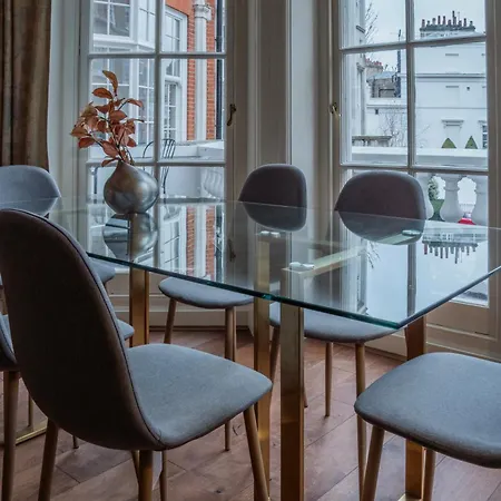 The Egerton - Luxury * London
