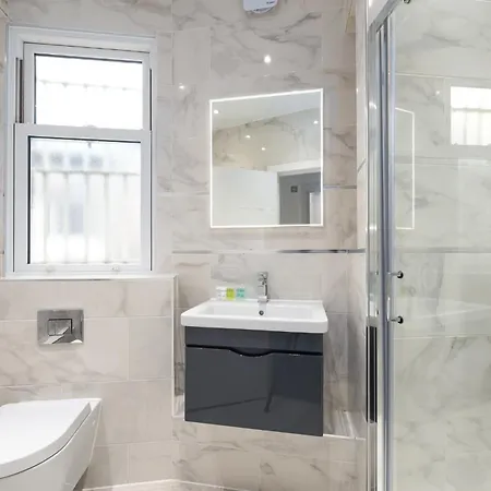 Stunningly Luxurious *