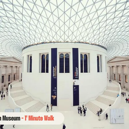 Astor Museum * London