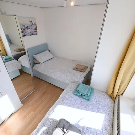 Unique 2-bedroom With River Views! Apartment *