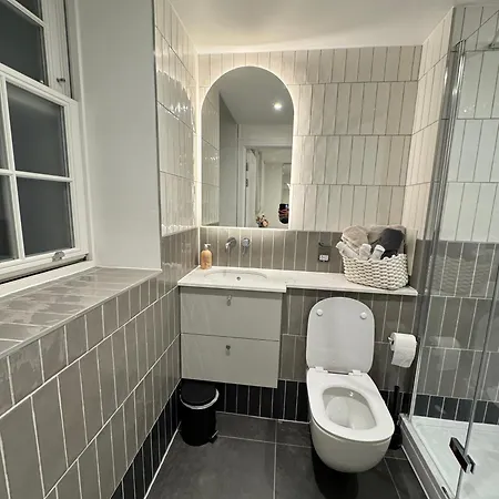 Apartment High Deluxe Standard Flat For 6 People In The Heart Of