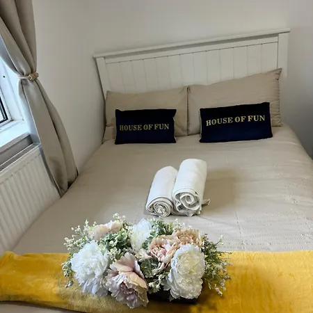 Apartamento Lovely 1bedroom For 6ppl In Whitechapel, 1min Away To Dlr Station *