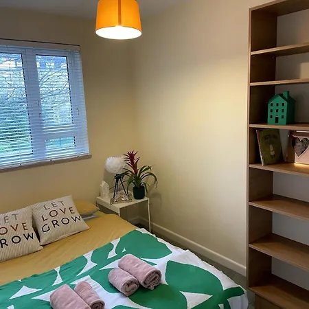 Charming Flat In London