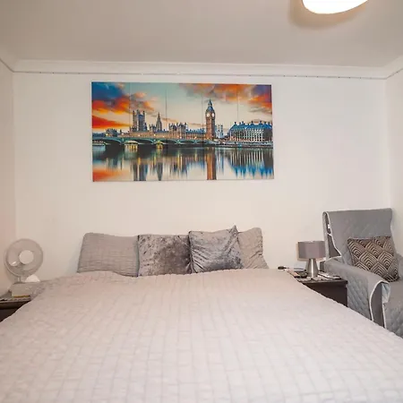 4 Bedroom House Rented By The