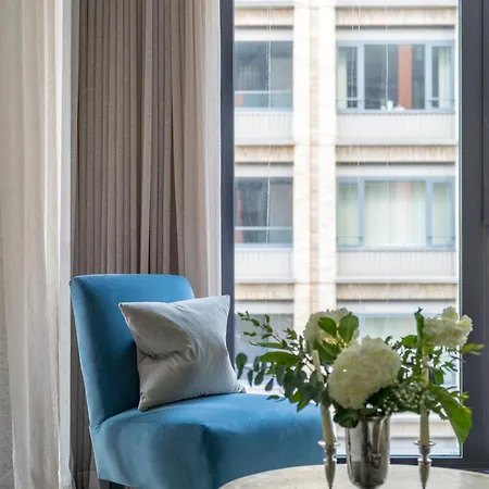Riverfront Retreat In 2 Bed 2 Bath Appartement Londen