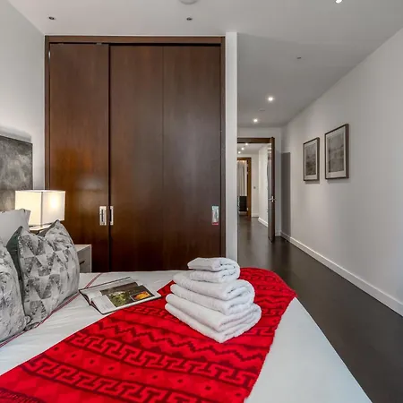 Riverfront Retreat In 2 Bed 2 Bath