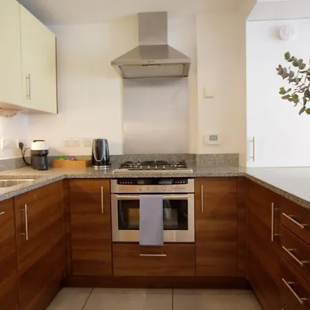 By Spitalfields & Liverpool Street Station * London