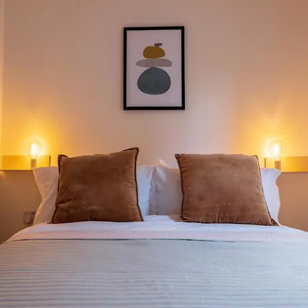 By Spitalfields & Liverpool Street Station London