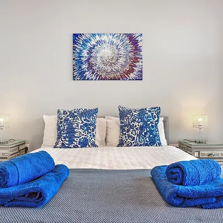 Cozy 1-bed Flat With Gym Access & Charming Vibe Apartment *