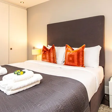 Modern 1br Flat, 2min Tube