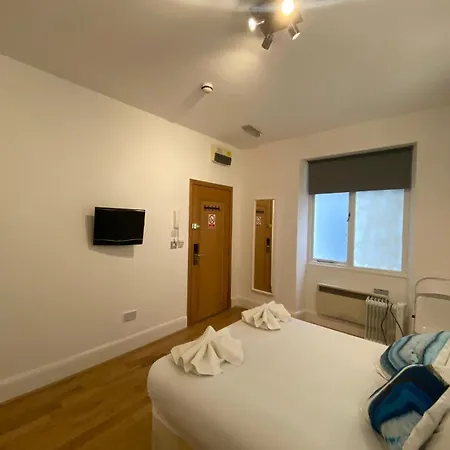 Inverness Terrace *