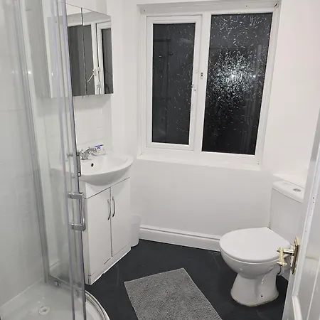 Cr0 Purley Way Serviced Apartment Croydon