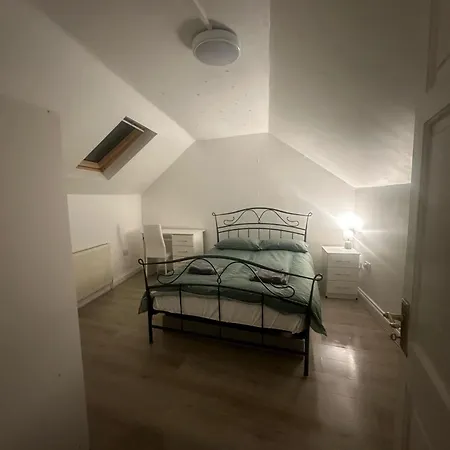 Cr0 Purley Way Serviced Apartment