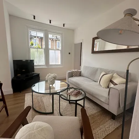 Appartement Entire Flat In The Diamond Of Battersea