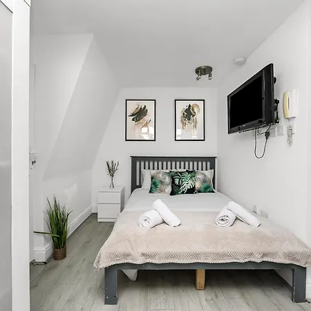 Cosy Farringdon Apartment
