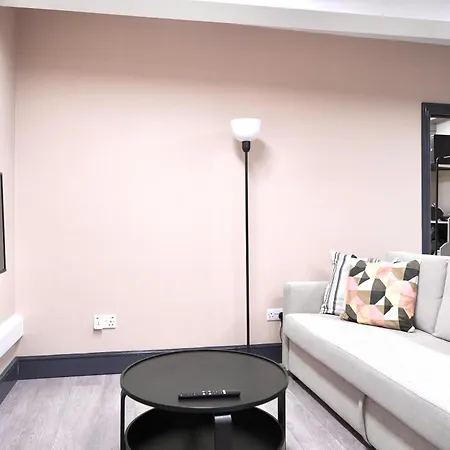 Apartman Charming 1br Flats In The Heart Of Of *