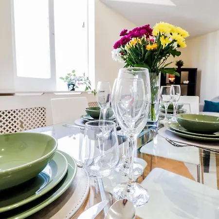 Spacious 4-bed In St.john's Wood Londra
